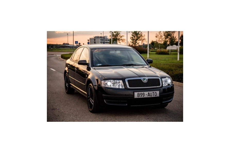 Skoda Superb 1 (2002-2008) első lámpa szett HALOGÉN lámpához